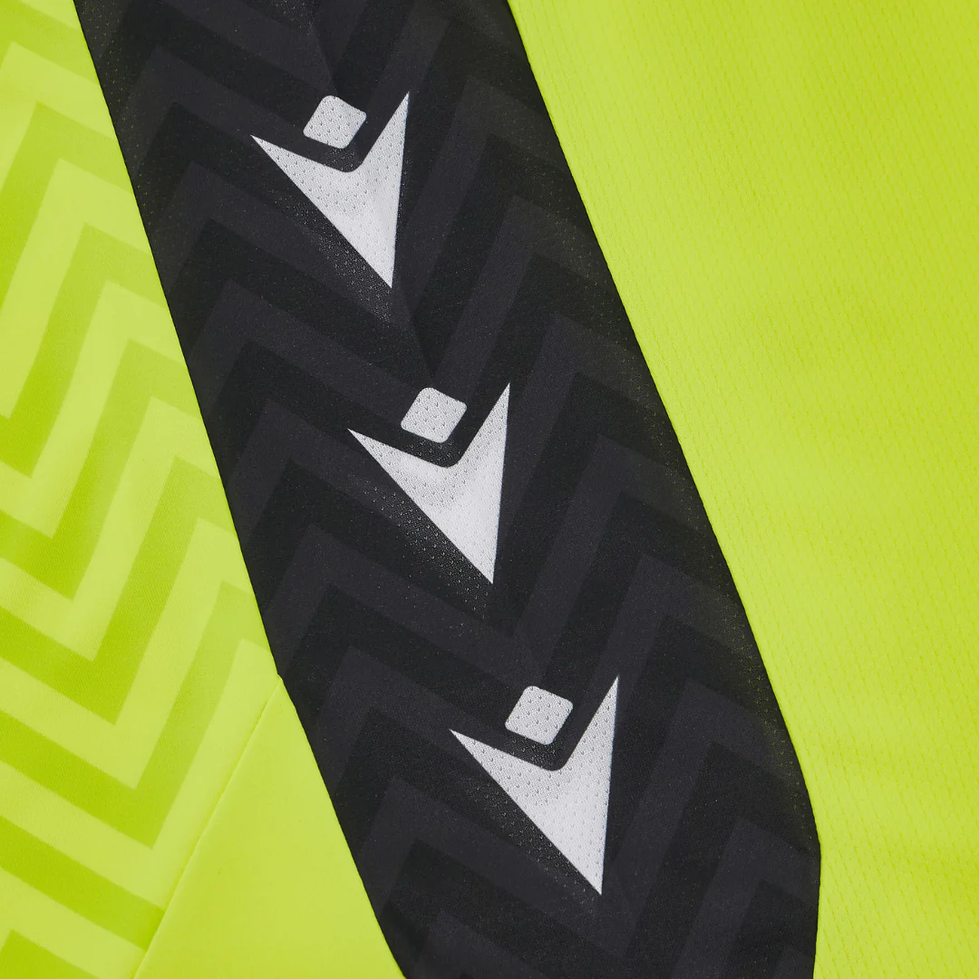 Wrexham AFC 2025/26 Authentic Away Goalkeeper Shirt - Image 5